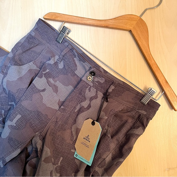 Prana Halle Pants. Size 10. Regular length. Green Camo & grid pattern.with tags. - Picture 3 of 12